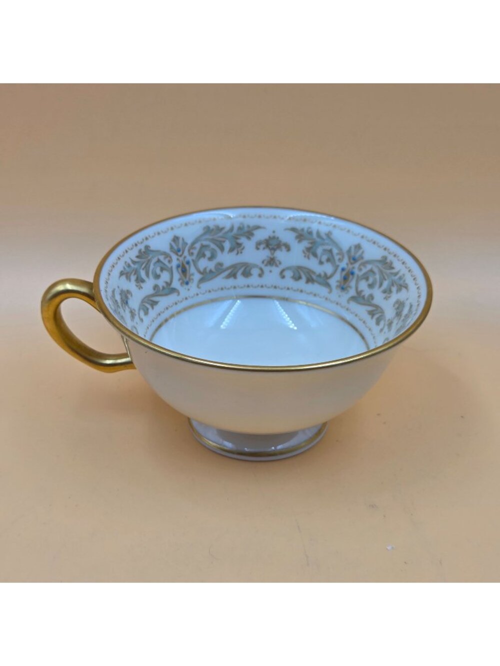 Lenox Noblesse Footed Cup Green/Gold Leaves, Blue Dots, Gold Trim